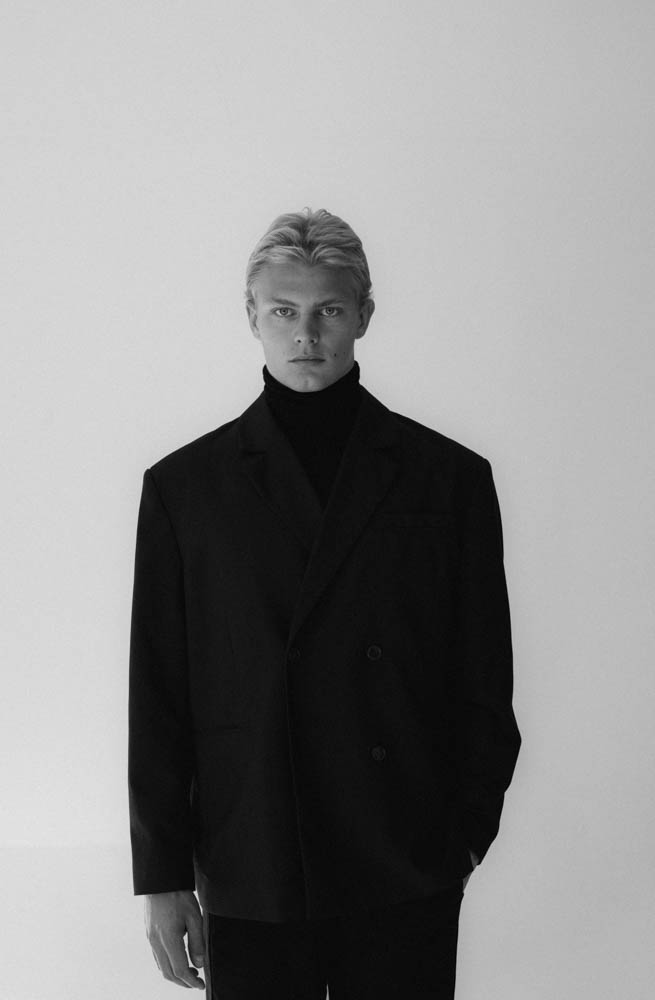 8-julian-main-book