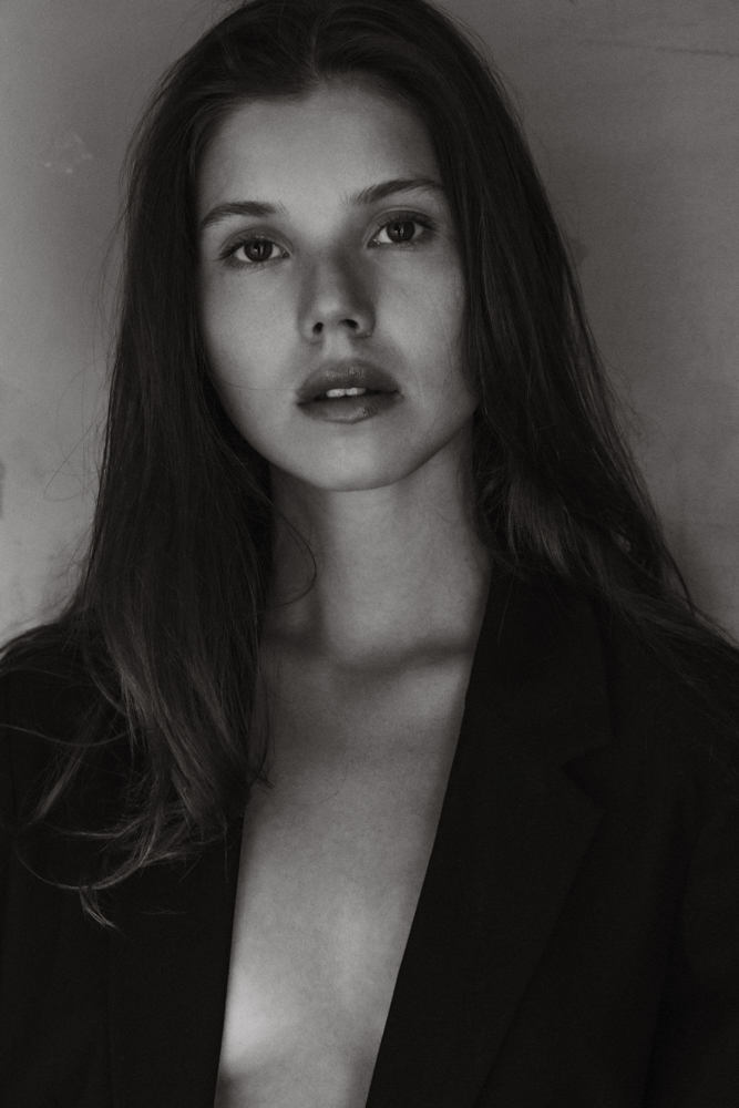 1-rebecca-main-book