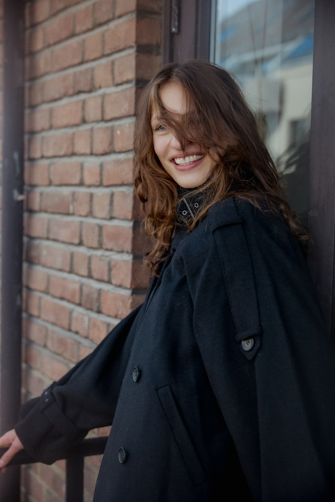 18-melina-main-book