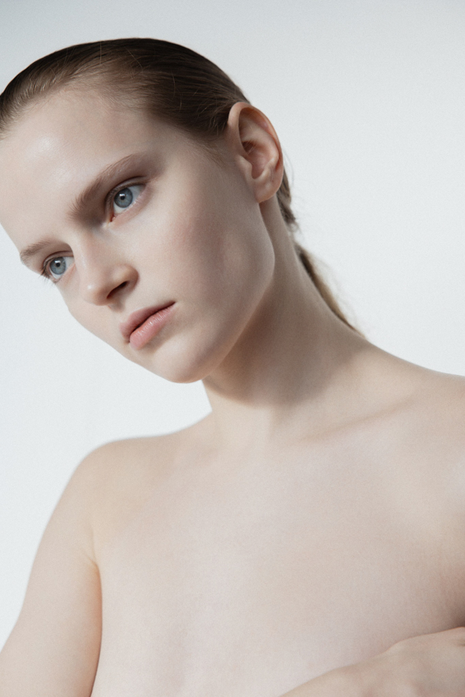 15-ksenia-main-book