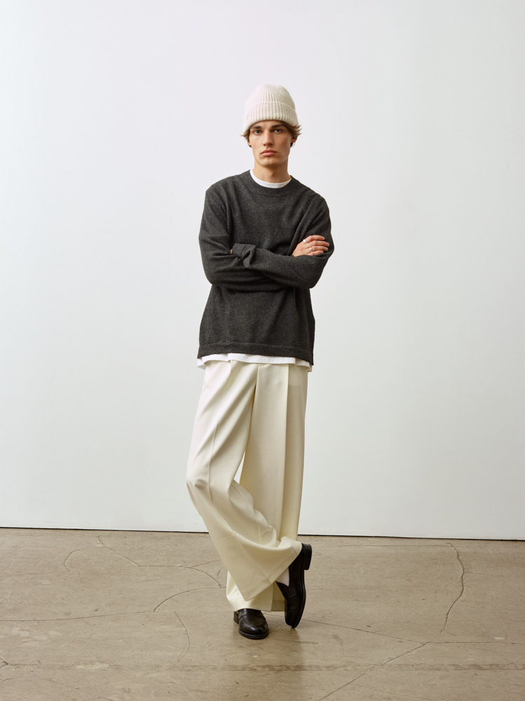 23-bastian-main-book