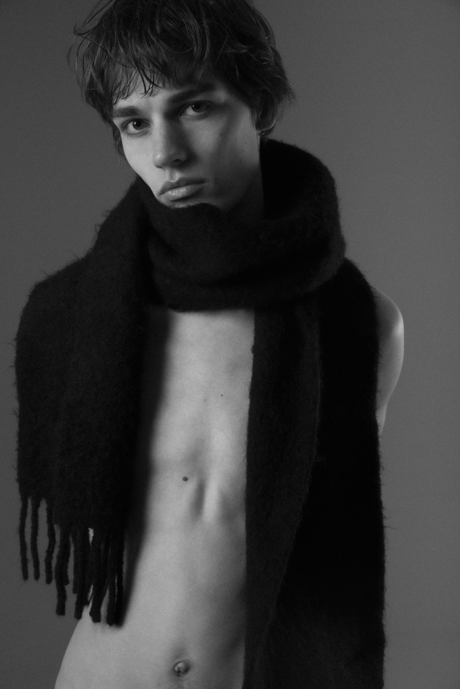 27-bastian-main-book