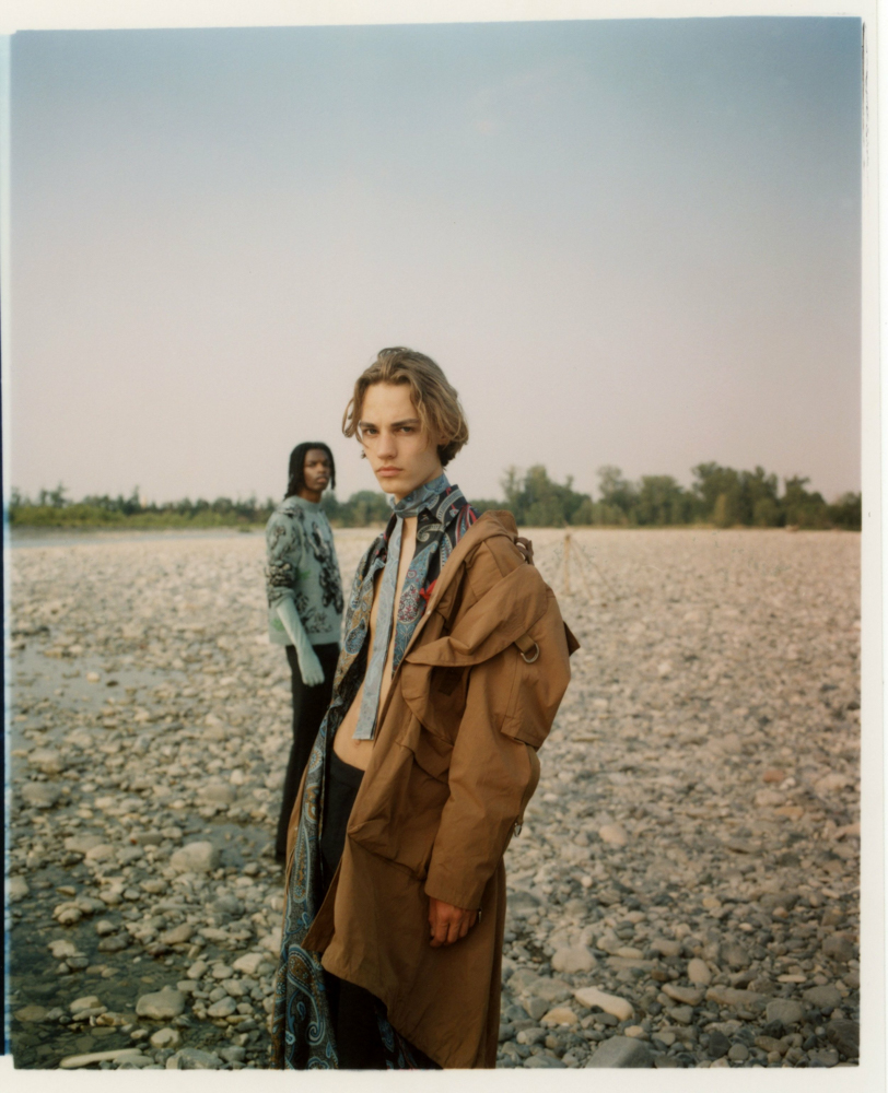 30-bastian-main-book