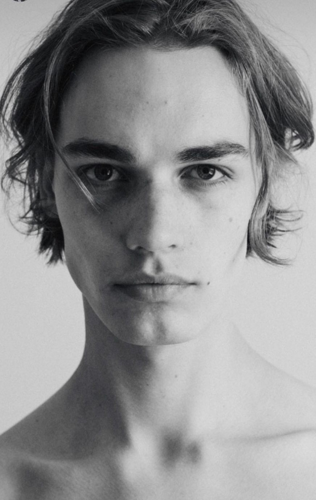 31-bastian-main-book