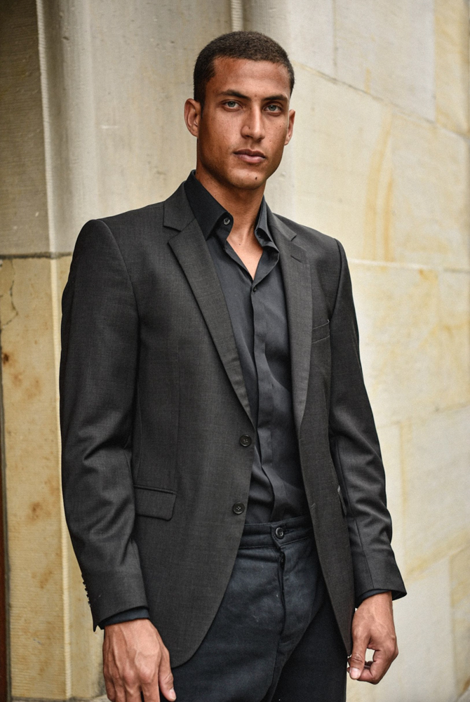 25-eduardo-m-main-book