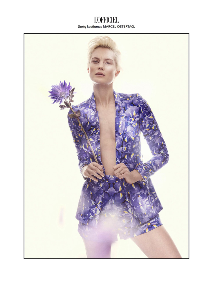 27-felicity-main-book