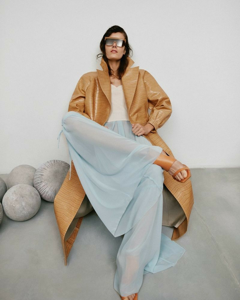 10-maria-debicka-main-book