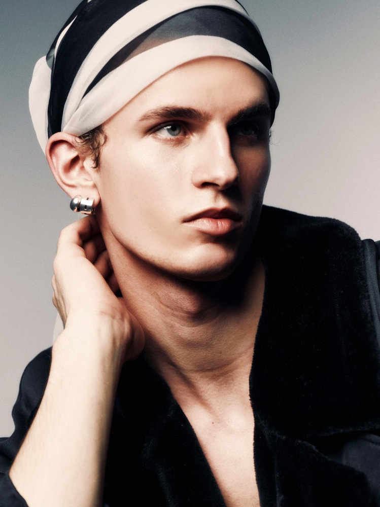 10-mathias-van-esch-main-book