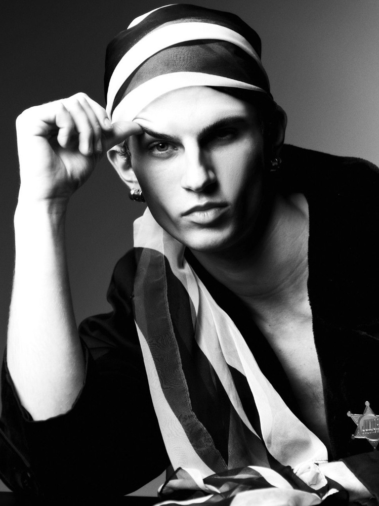 11-mathias-van-esch-main-book