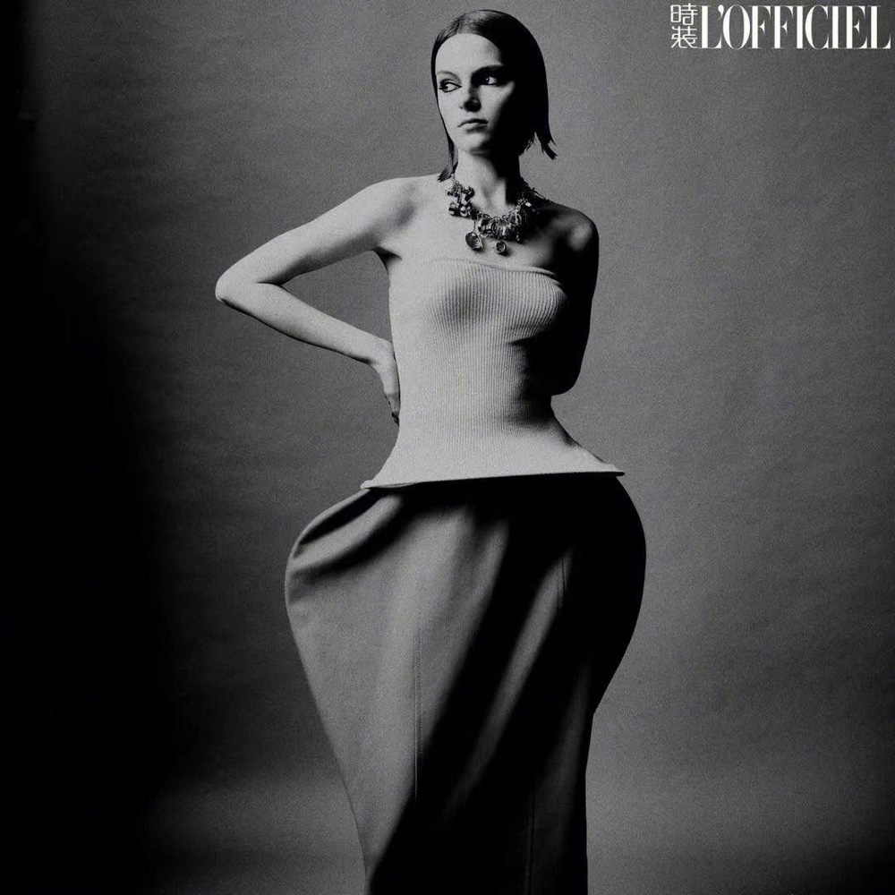 12-ksenia-ksenia-book