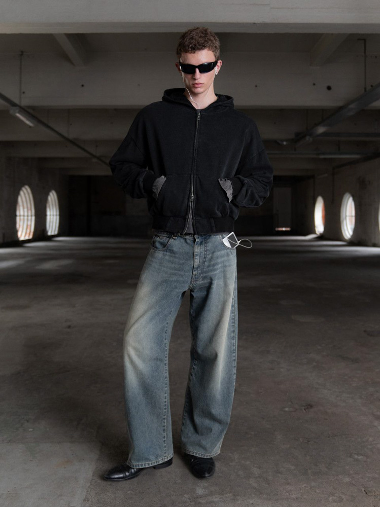 12-mathias-van-esch-main-book