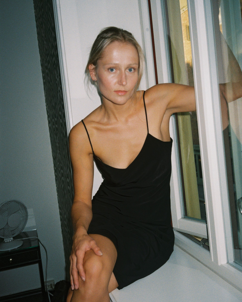 13-emma-riise-frojd-main-book