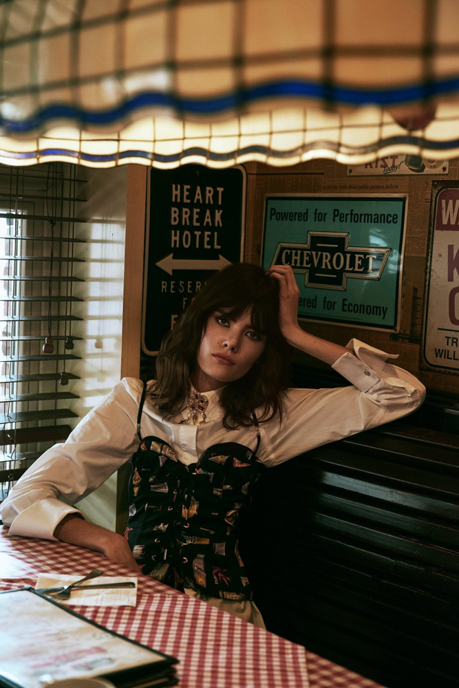 16-maria-debicka-main-book