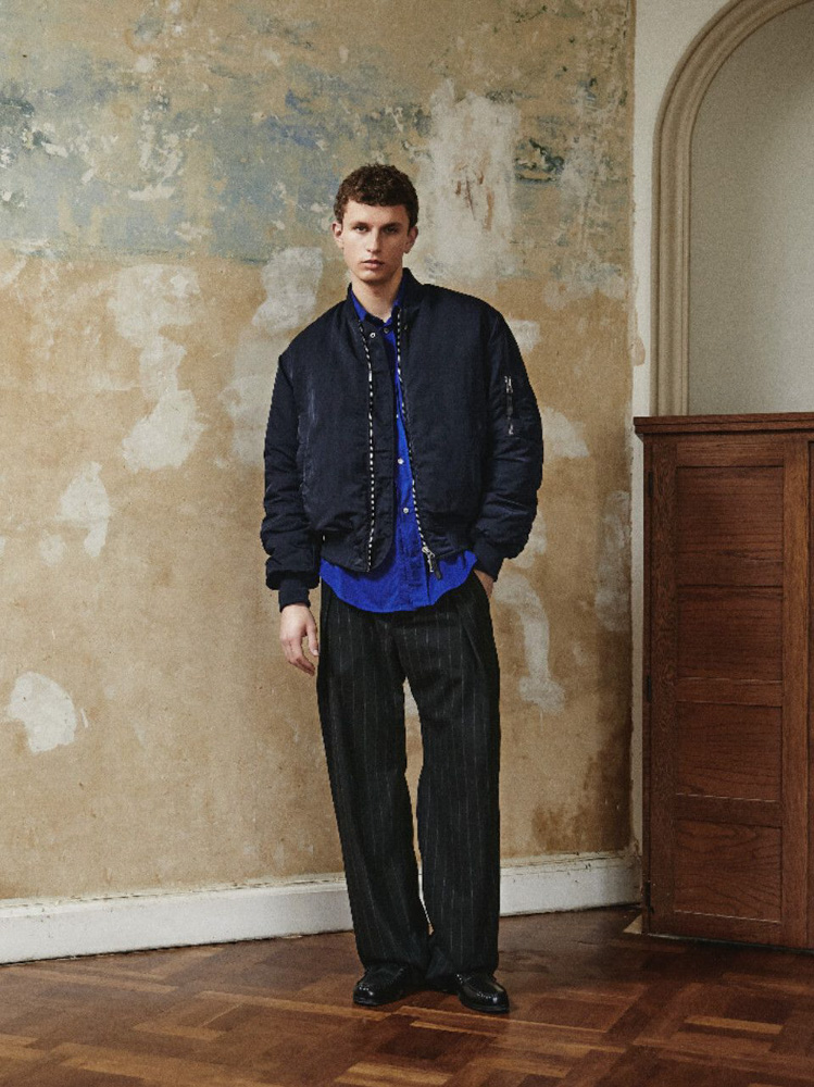 16-mathias-van-esch-main-book