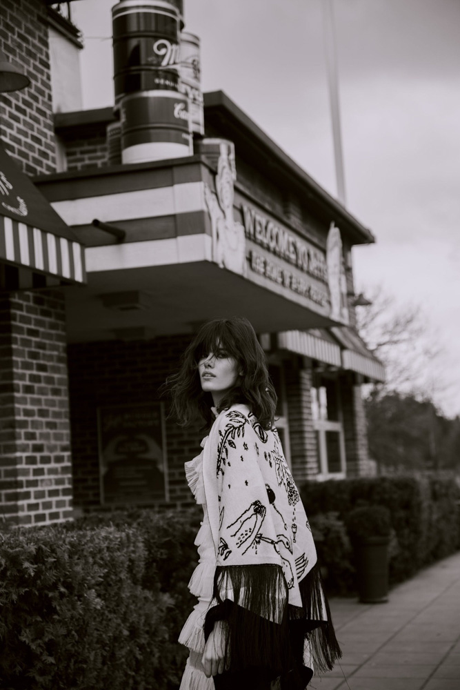 17-maria-debicka-main-book