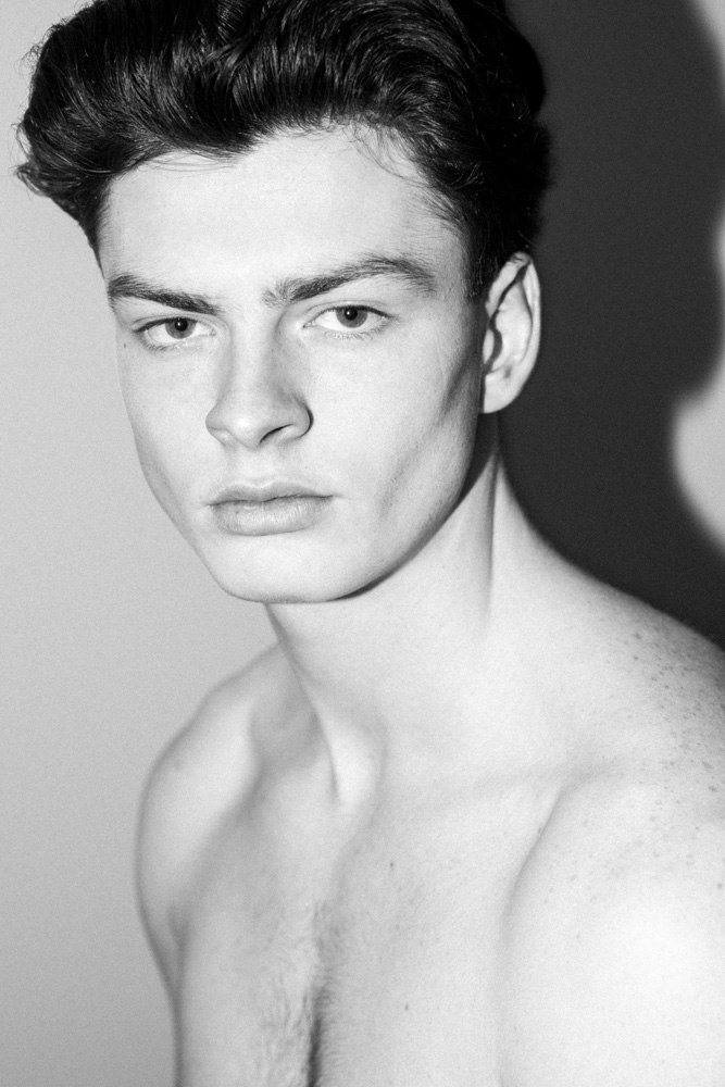 17-rolf-logan-main-book