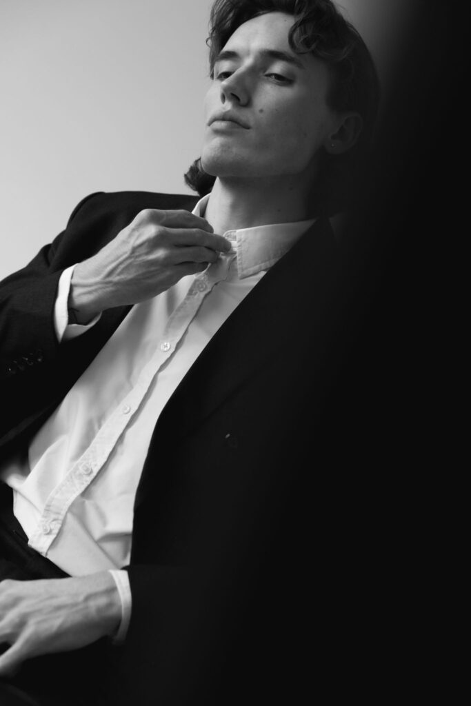 18-casper-l-main-book