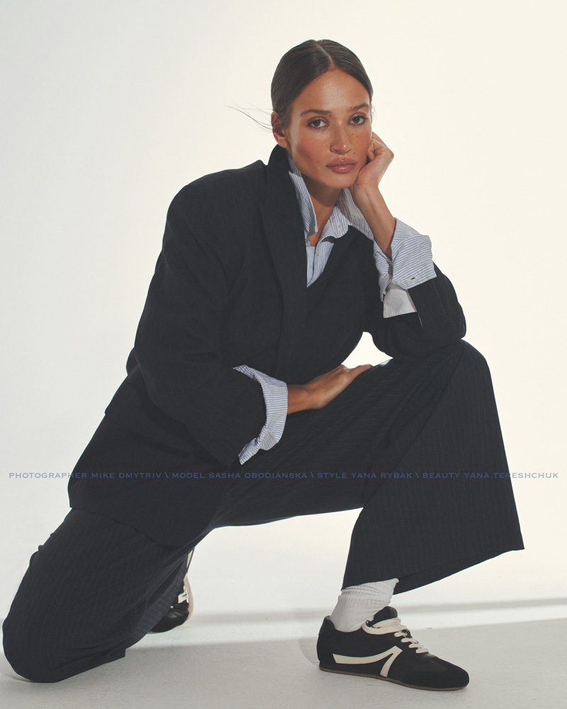 18-sasha-o-main-book