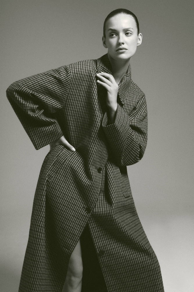 24-alicja-n-main-book