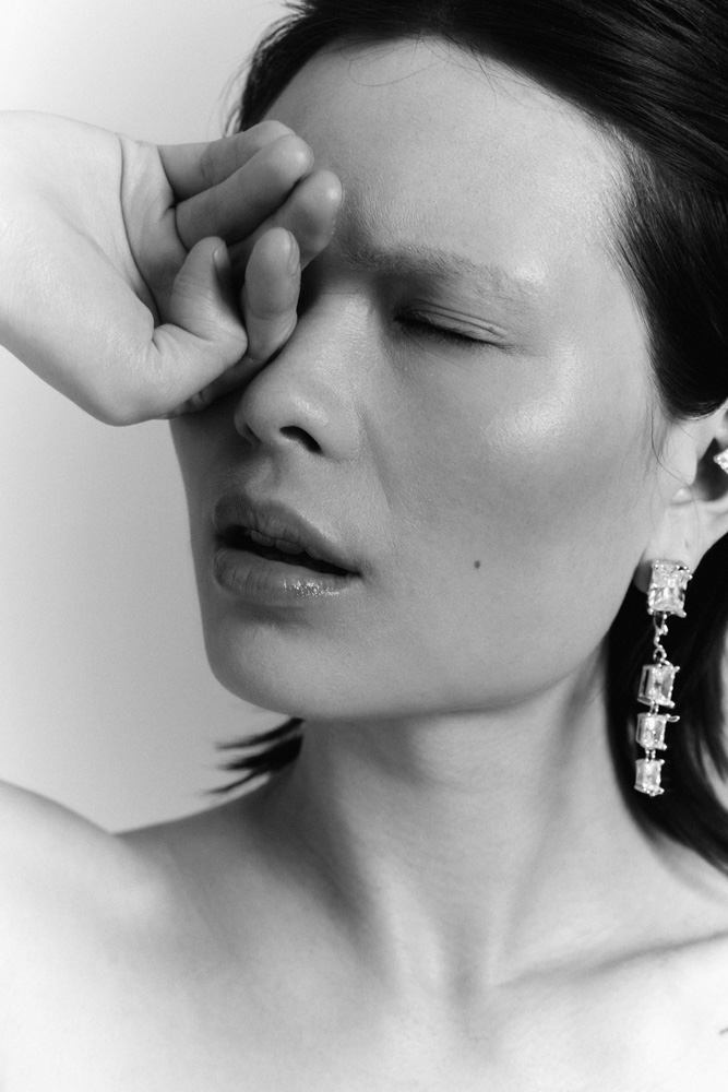 25-sofia-quan-main-book