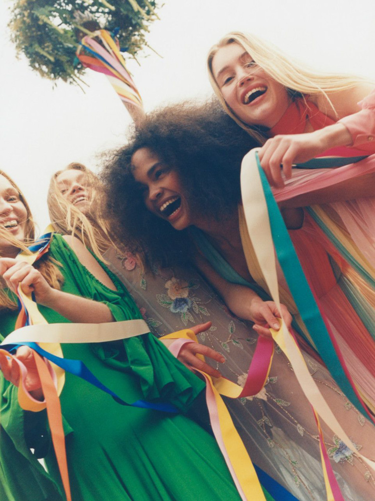 26-mirakela-love-main-book