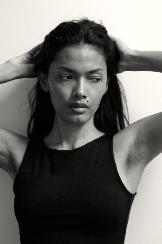 27-andrea-a-main-book