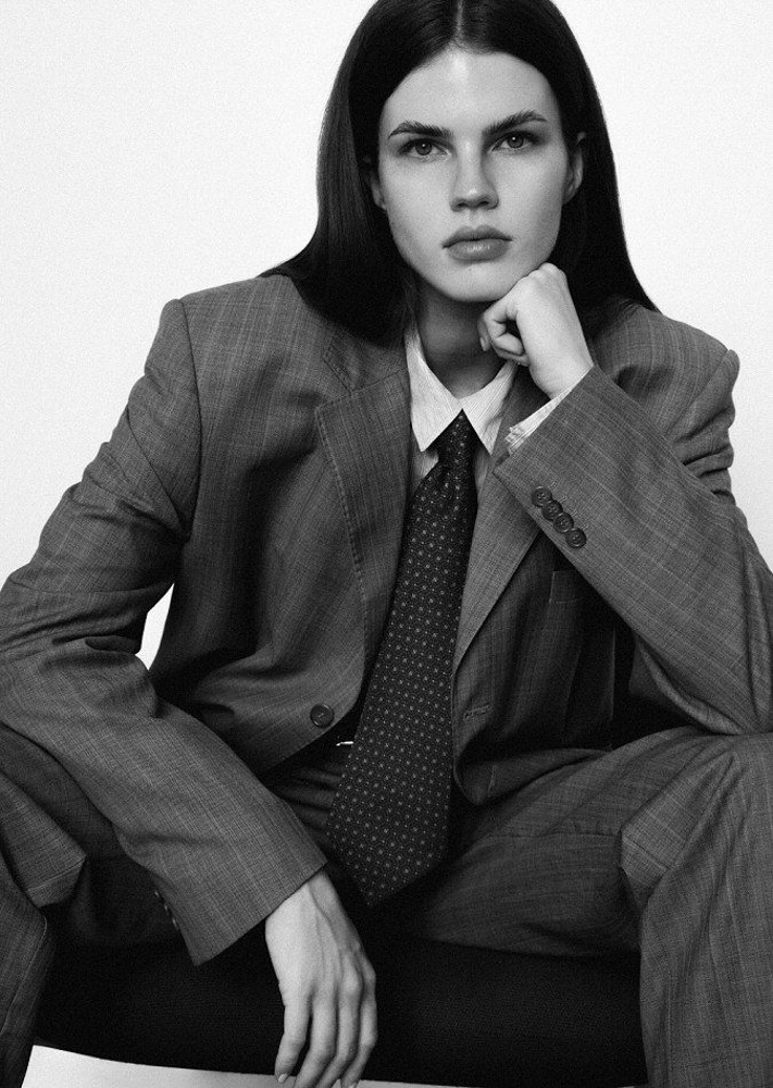 3-julia-futerhendler-main-book