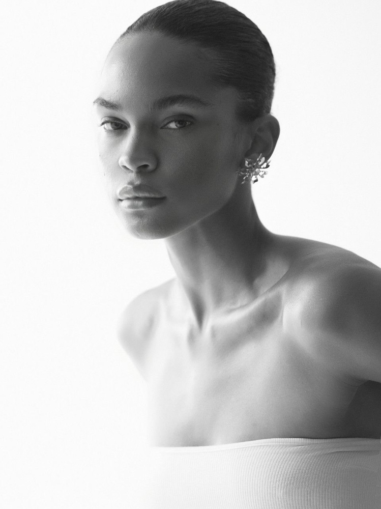 31-mirakela-love-main-book