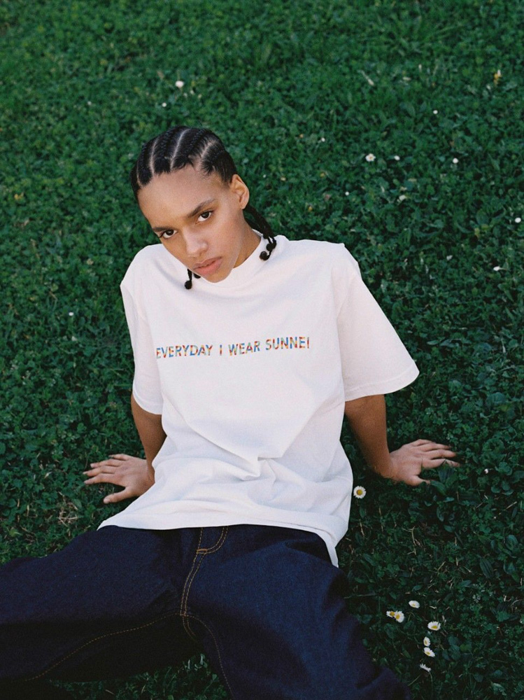 32-yenni-schwan-main-book