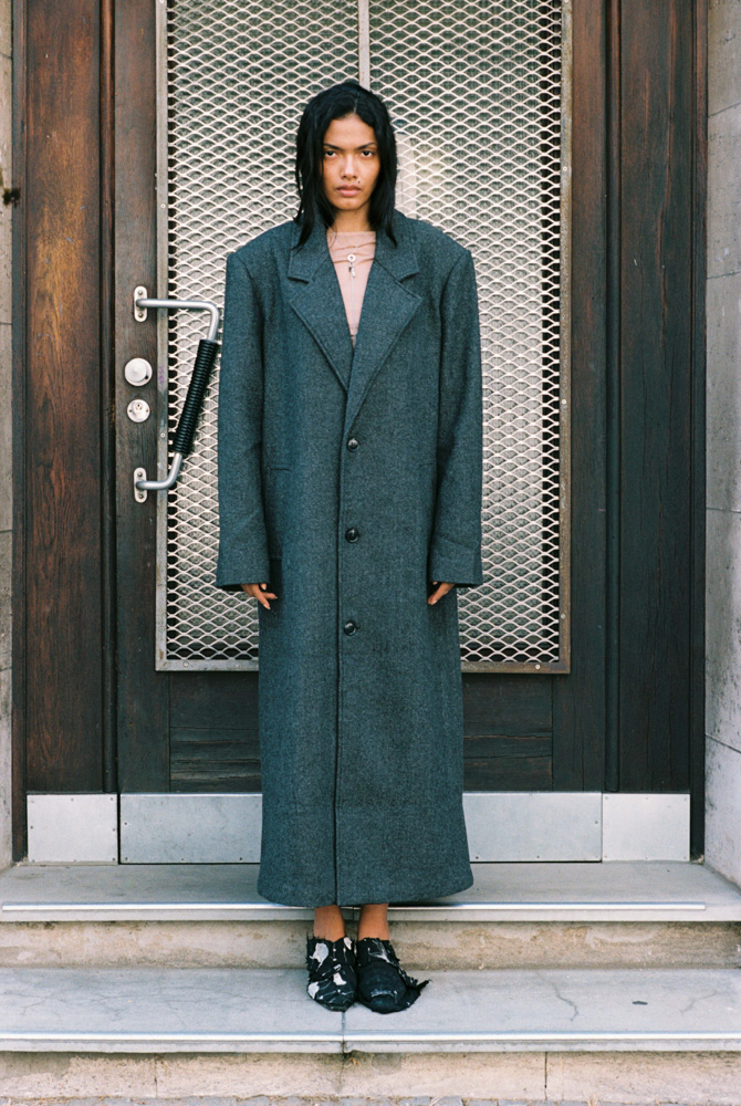 35-andrea-a-main-book