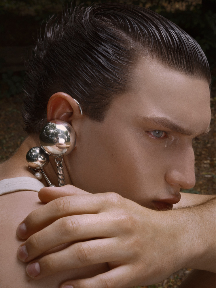 37-aleksander-main-book