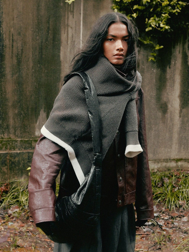 40-andrea-a-main-book