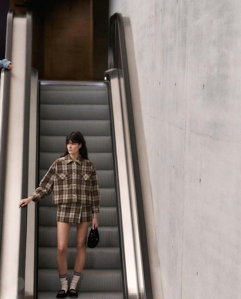 42-maria-debicka-main-book