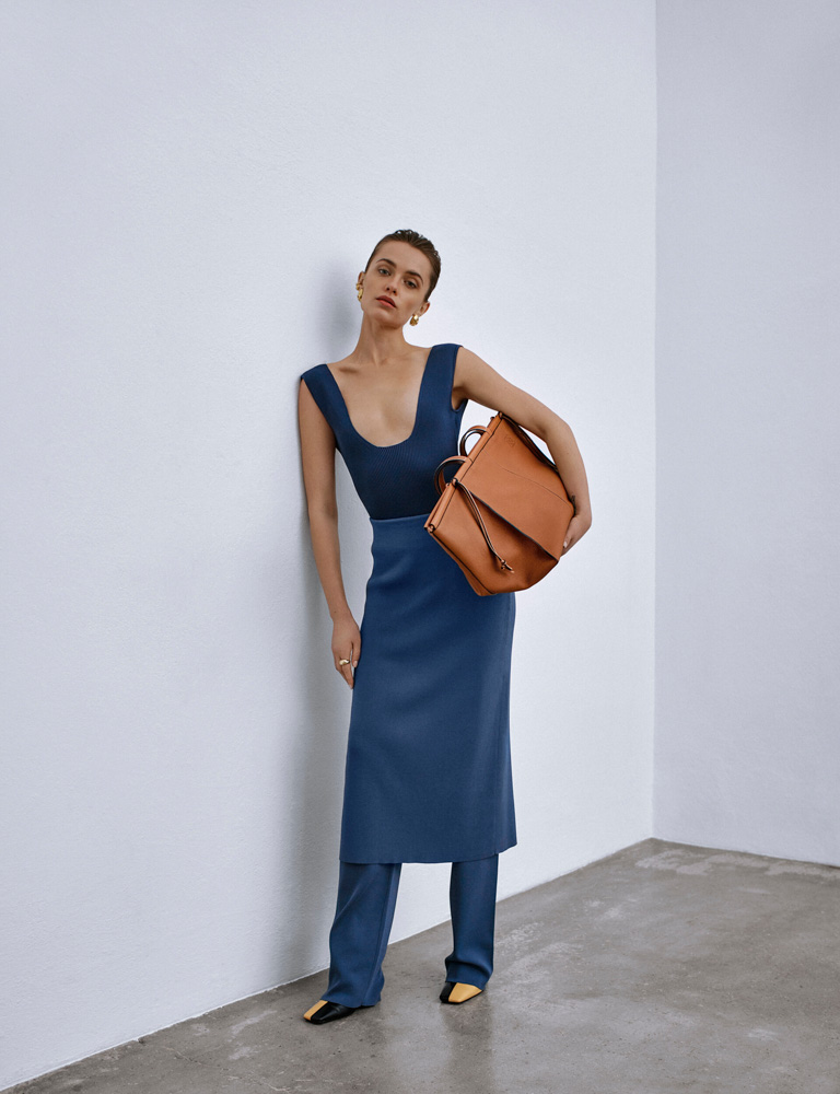 7-anna-zaton-main-book