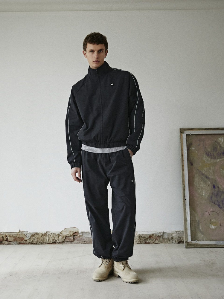 7-mathias-van-esch-main-book