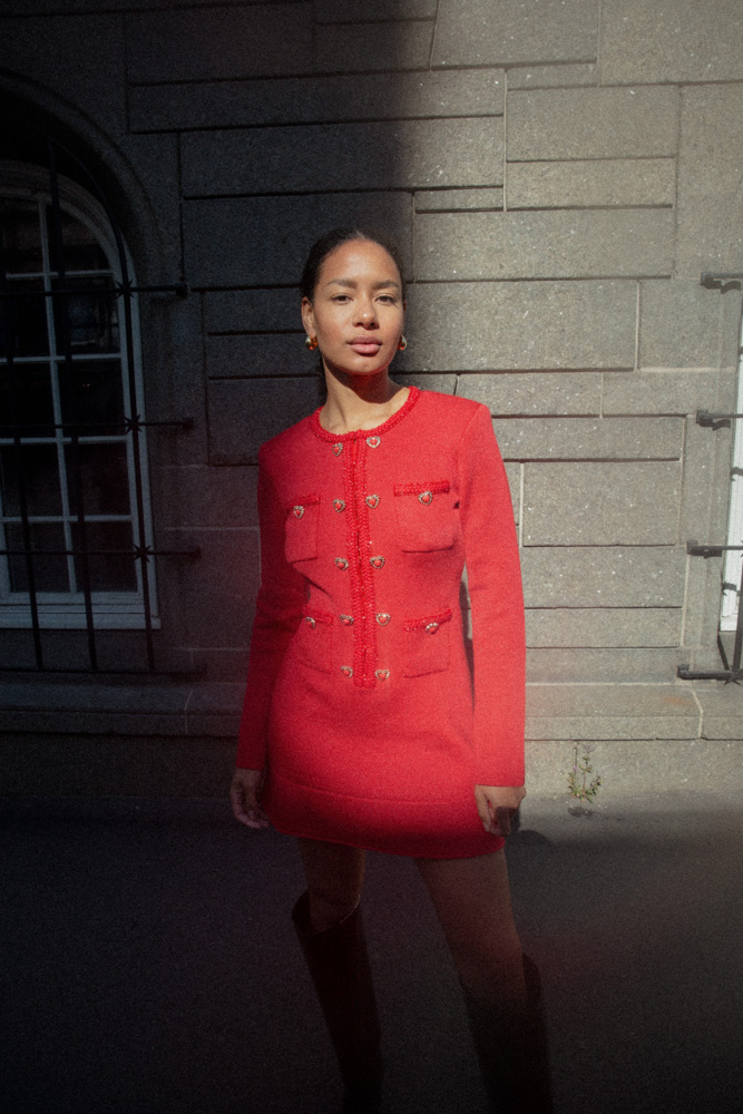 8-anna-farai-main-book