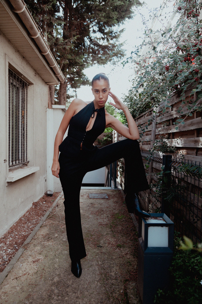 10-ophelia-main-book