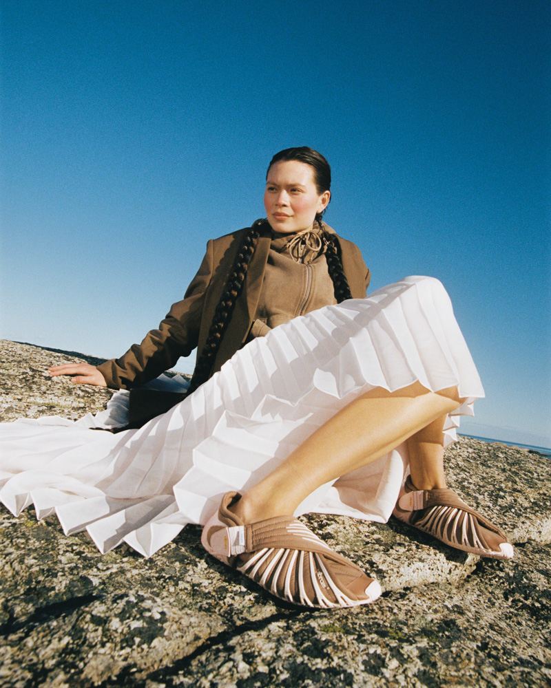 11-sofia-quan-main-book