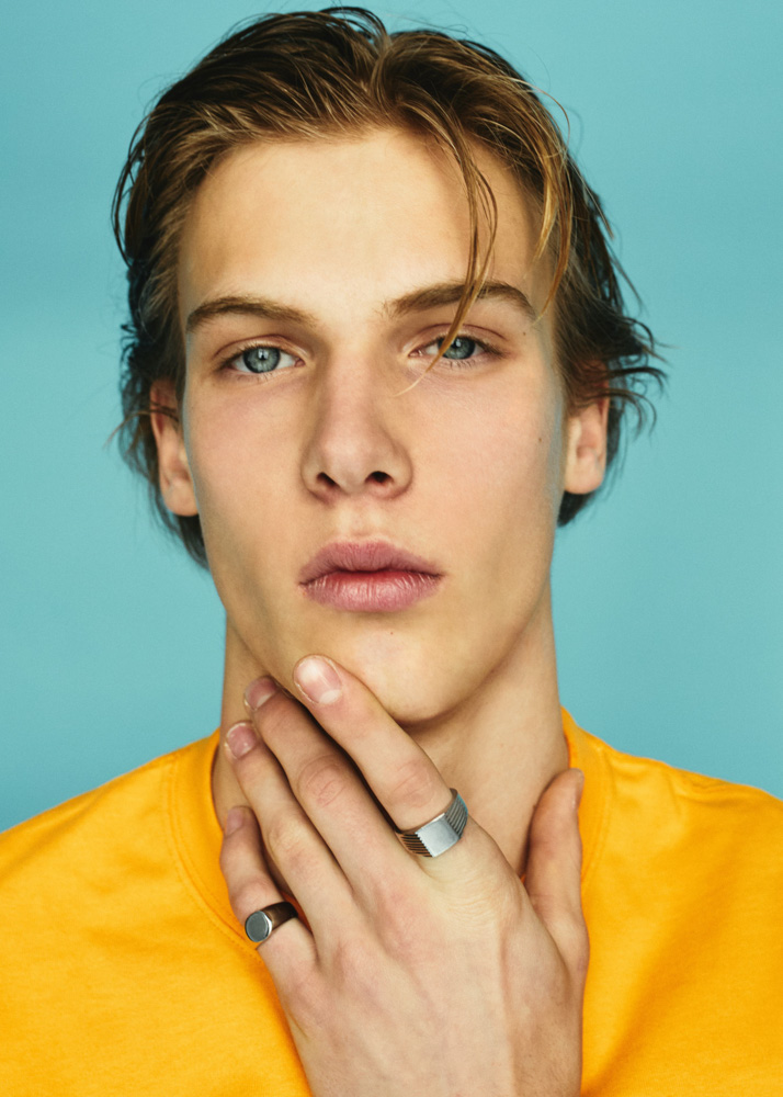 33-kazik-z-main-book