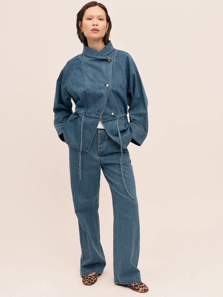 46-sofia-quan-main-book