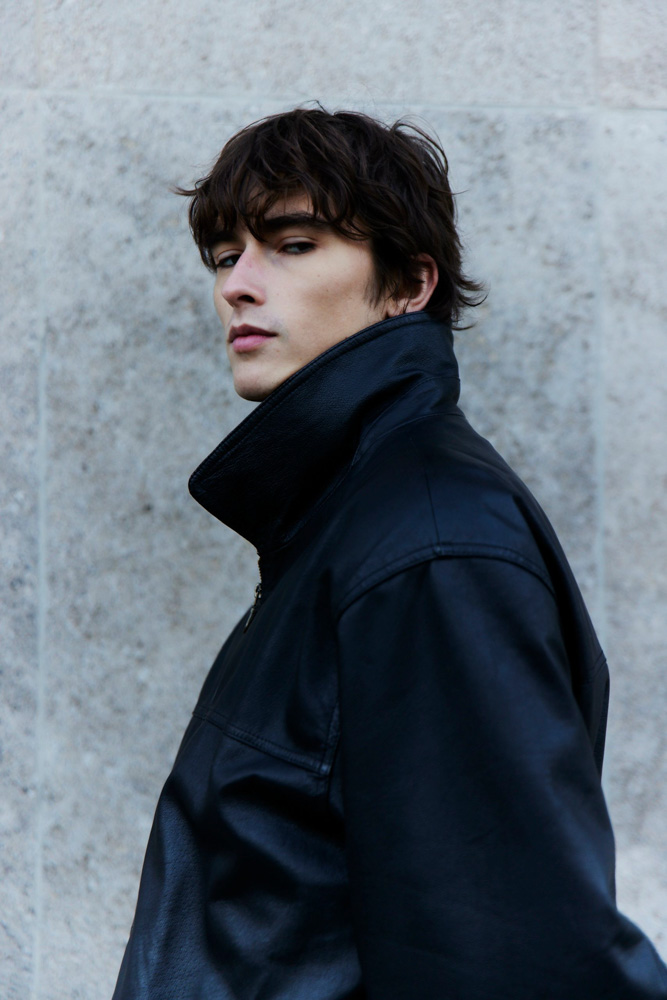 17-maxim-emanuel-book