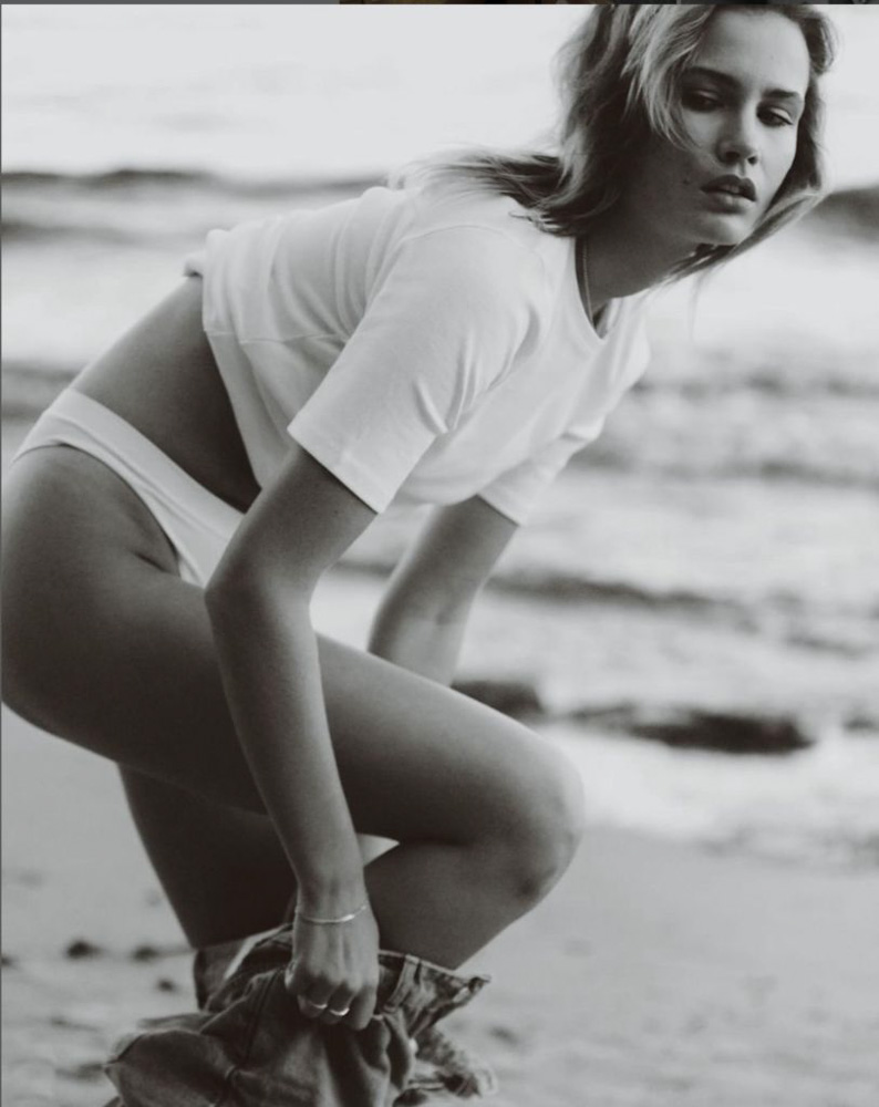 18-julie-borawska-main-book