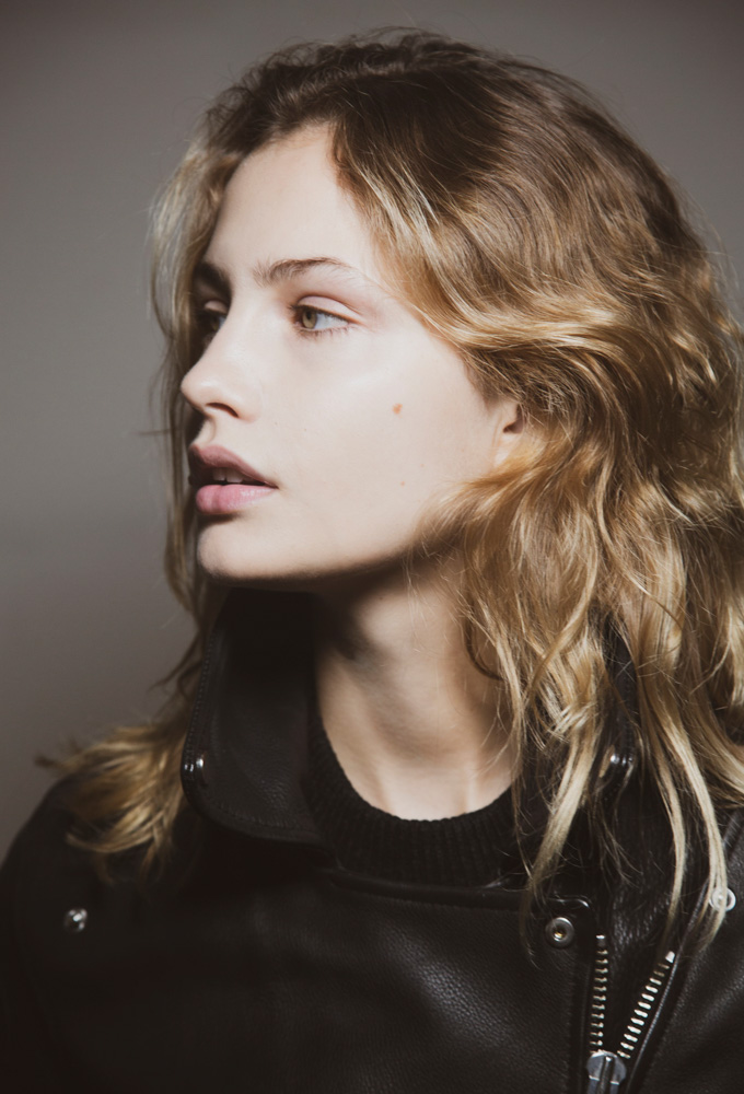 2-julie-borawska-main-book