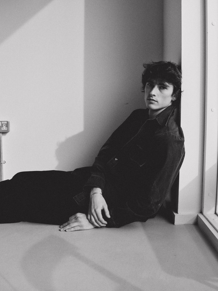32-maxim-emanuel-book