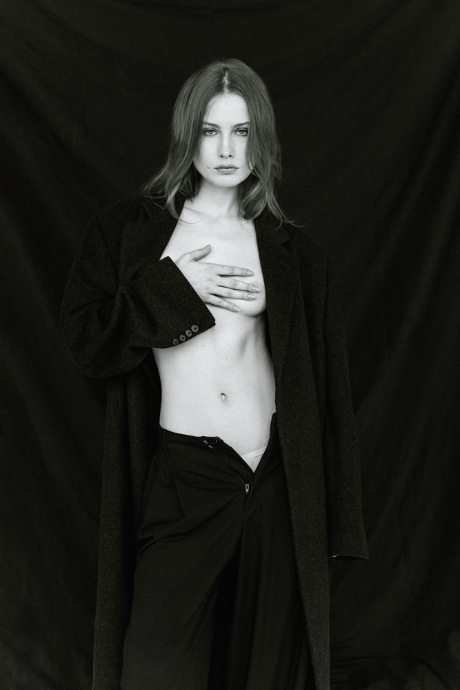 7-julie-borawska-main-book