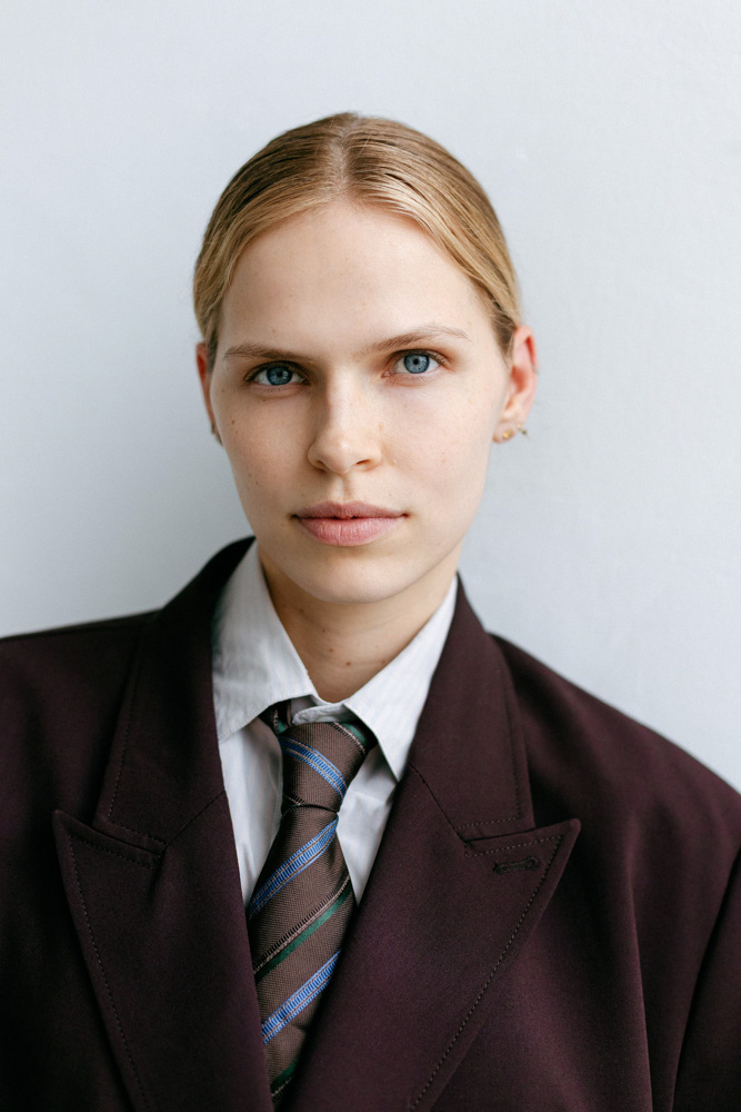 16-anastazja-main-book