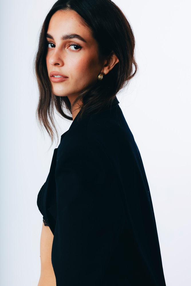 1-noora-main-book